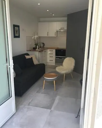 Le Pageot Apartment